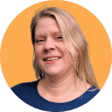 Sateenkaariperheet ry:n erityisasiantuntija Kaisa Niittynen